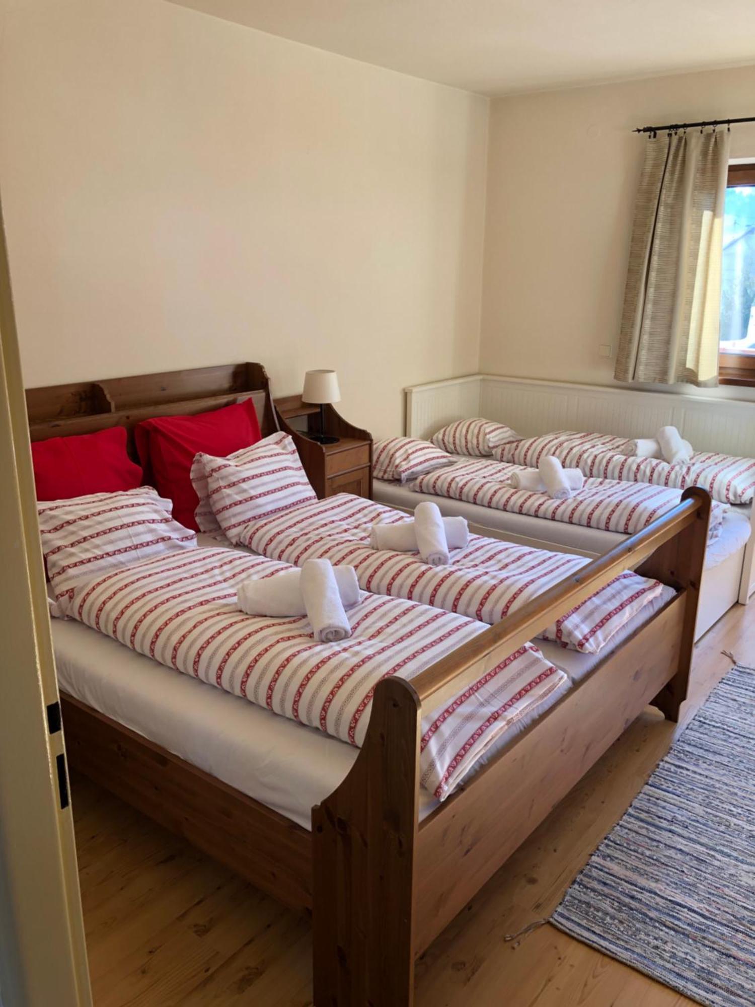 Holiday Home Skalka Mýto pod Ďumbierom Eksteriør billede