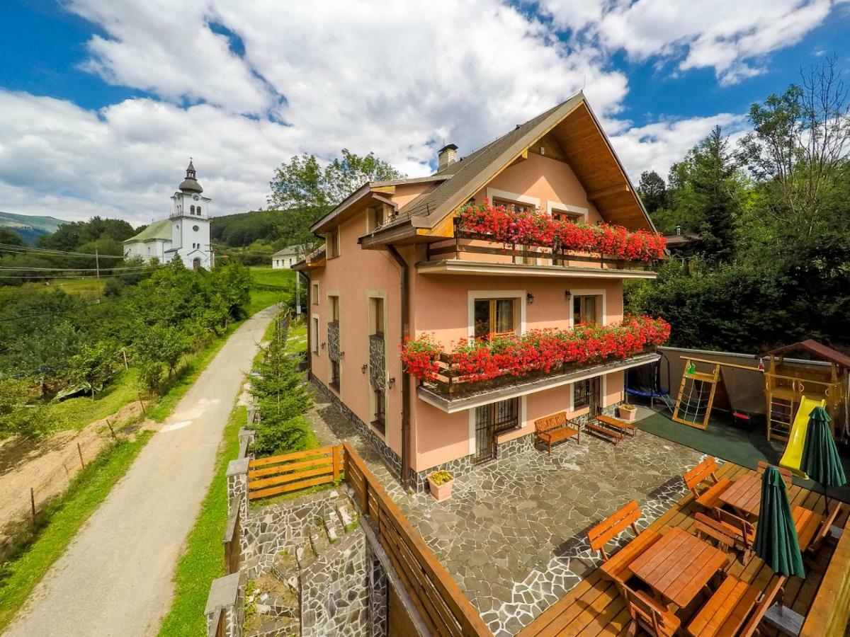 Holiday Home Skalka Mýto pod Ďumbierom Eksteriør billede